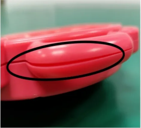 Inspection reference showing a marked gap between assembled housing parts