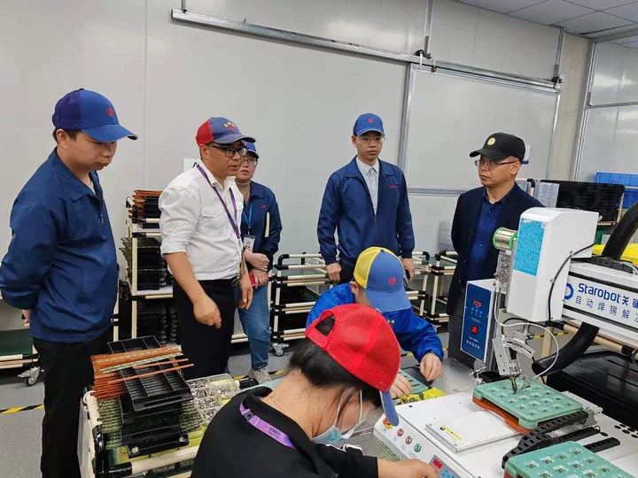 Precision machining industry exchange — photograph 6