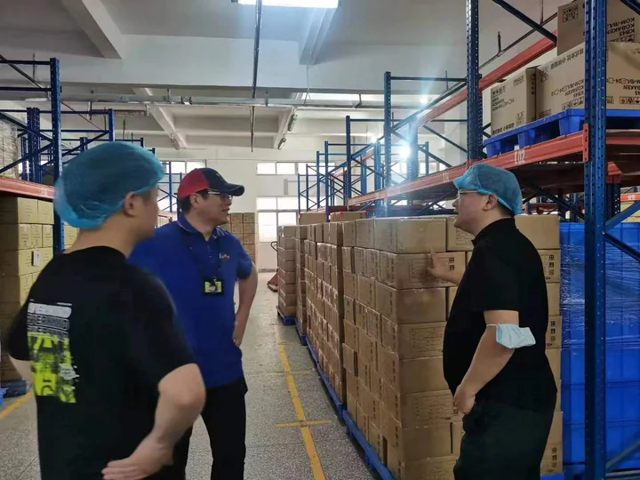 Manufacturing visitor walkthrough — photograph 4