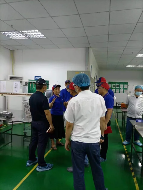 Visiting engineers factory exchange — photograph 6